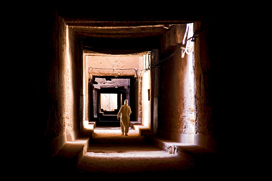  Dark alley in the labyrint of the Ksar El Khorbat Oujdid near Tinejdad